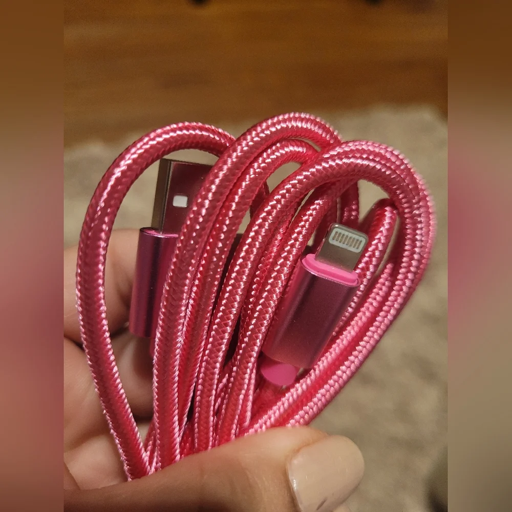 Fast charging USB cable for iPhone, 10 feet.